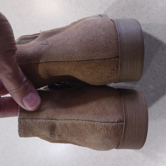 Coolway Tan Nelia Perforated Leather Side Zip Peep Toe Shoes Size 41/US 10 EUC - Picture 9 of 14